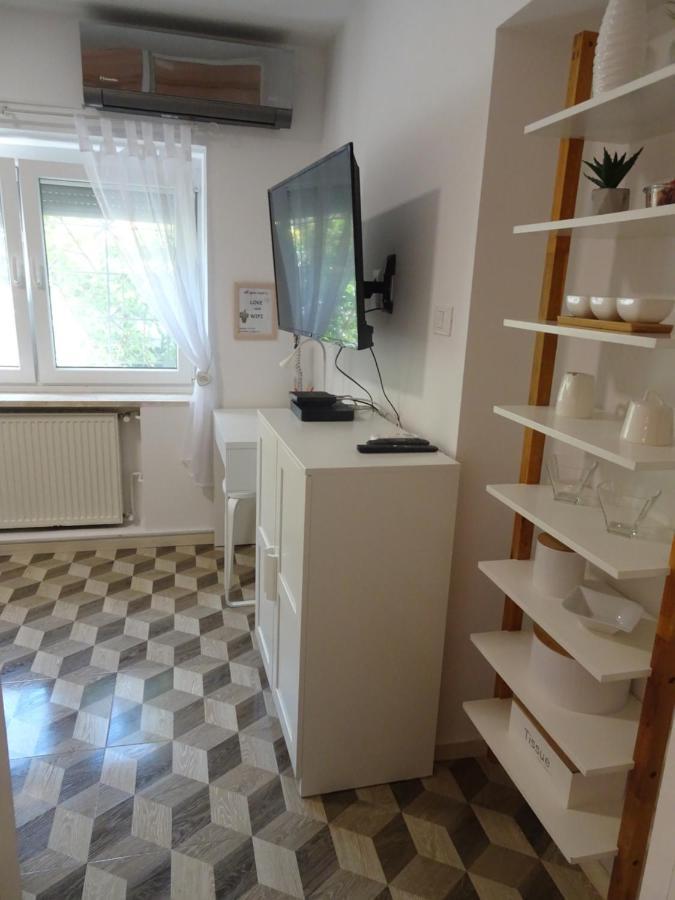 Apartma Nadja With Private Parking Любляна Экстерьер фото